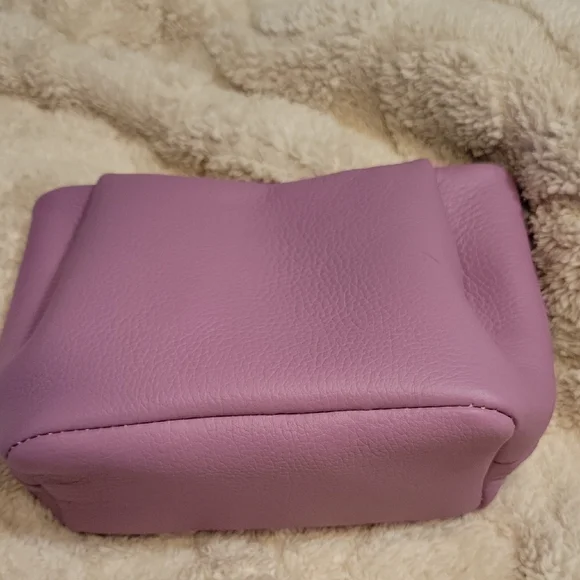 Portland Leather Trevi Pouch - Picture 2 of 5